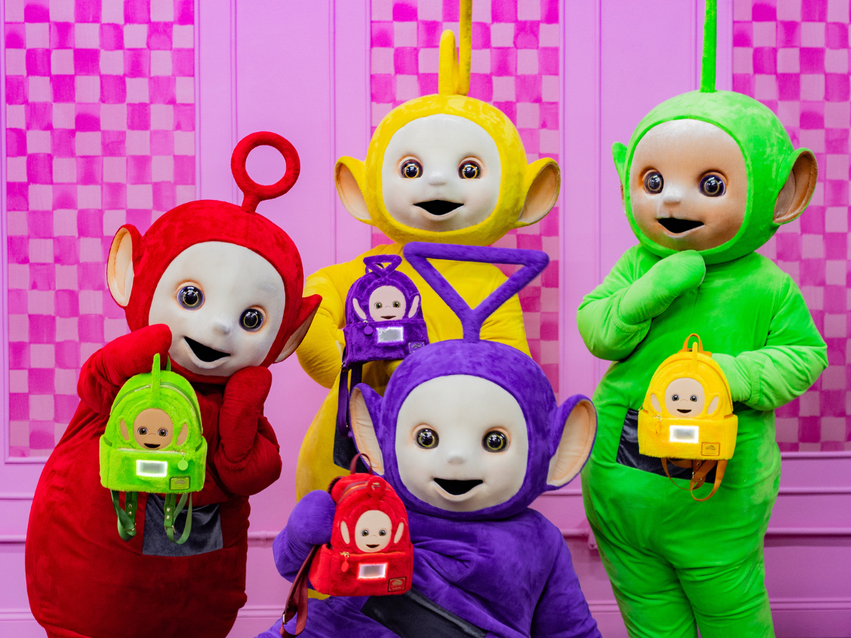Teletubbies 巾着袋 + キーホルダー x2 セット 4892446cc48191cace98907e55865c